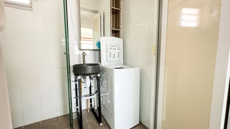 96B Henderson Road, 96B Henderson Road, Room Rental, 150 sqft, HDB Flat For Rent, by Daryl Tan, 500098517 - Bathroom - PropertyGuru.com.sg