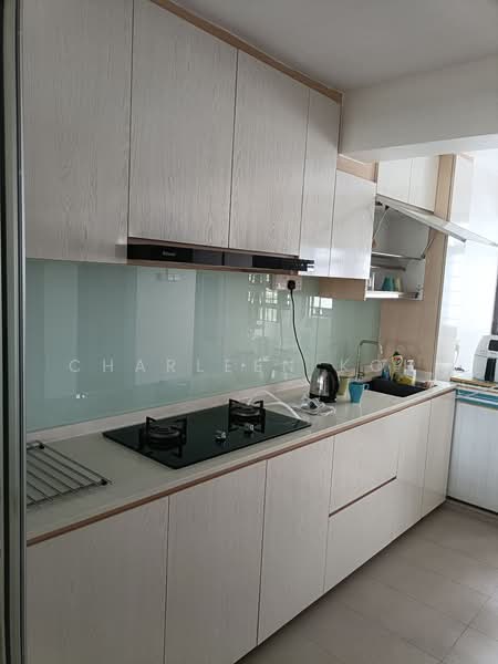 231 Lorong 8 Toa Payoh, 231 Lorong 8 Toa Payoh, 3 Bedrooms, 699 sqft, HDB Flat For Rent, by Charleen Koh, 500098527 - Kitchen - PropertyGuru.com.sg