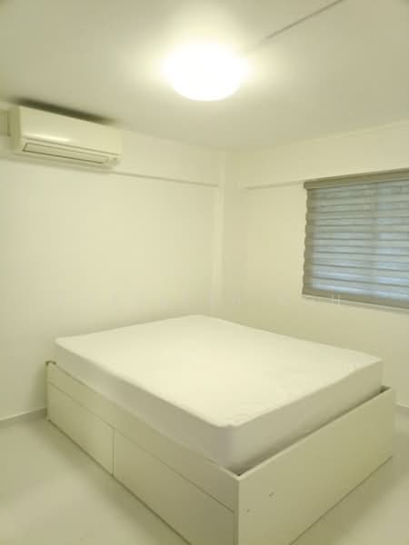 231 Lorong 8 Toa Payoh, 231 Lorong 8 Toa Payoh, 3 Bedrooms, 699 sqft, HDB Flat For Rent, by Charleen Koh, 500098527 - Bedroom - PropertyGuru.com.sg