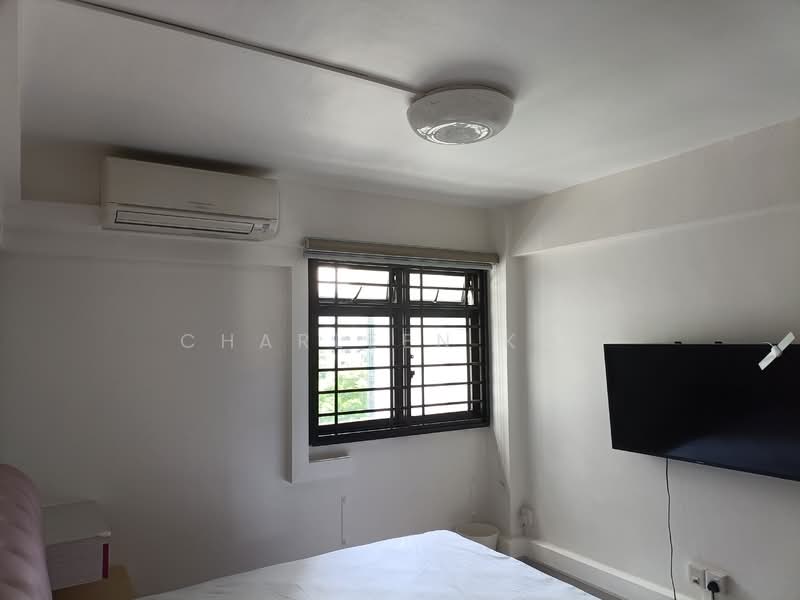 231 Lorong 8 Toa Payoh, 231 Lorong 8 Toa Payoh, 3 Bedrooms, 699 sqft, HDB Flat For Rent, by Charleen Koh, 500098527 - Bedroom - PropertyGuru.com.sg