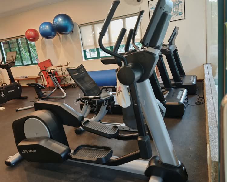 Lakepoint Condo, 2 Lakepoint Drive, 2 Bedrooms, 1,050 sqft, Condominium For Rent, by Lorina Liu, 500098538 - PropertyGuru.com.sg