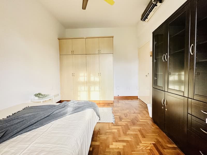 Sixth Avenue Centre, 805 Bukit Timah Road, Room Rental, 120 sqft, Apartment For Rent, by Jaclyn Chua, 500098563 - Casa Esp #04-xx R2) Common Queen  - PropertyGuru.com.sg