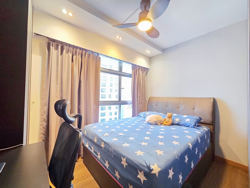 408A Northshore Drive HDB Flat For Sale at S$ 798,000 | PropertyGuru Singapore - Bedroom
