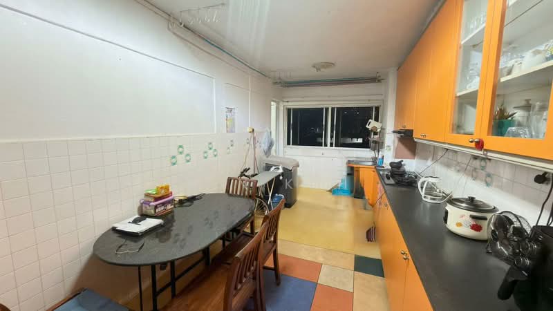 537 Bedok North Street 3 HDB Flat For Sale at S$ 420,000 | PropertyGuru Singapore - Kitchen