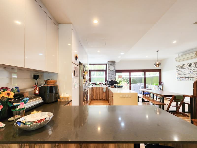 Binjai Crest Cluster House For Sale at S$ 3,600,000 | PropertyGuru Singapore - Kitchen