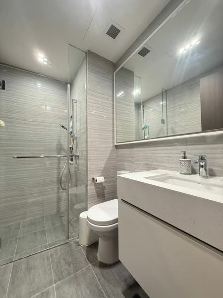 Riverbank at Fernvale Condominium For Sale at S$ 1,550,000 | PropertyGuru Singapore - Bathroom