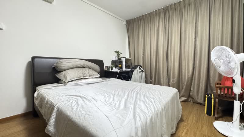 661 Hougang Avenue 4 HDB Flat For Sale at S$ 520,000 | PropertyGuru Singapore - Bedroom
