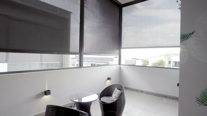 Place-8 Cluster House For Sale at S$ 3,980,000 | PropertyGuru Singapore - Balcony