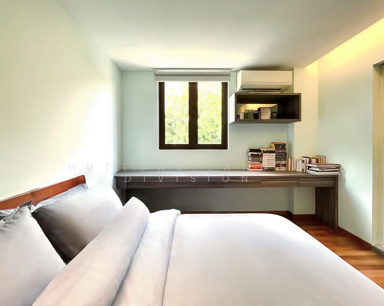 Wide Frontage Freehold Detached with Pool in District 15 Detached House For Sale at S$ 13,800,000 | PropertyGuru Singapore - Bedroom