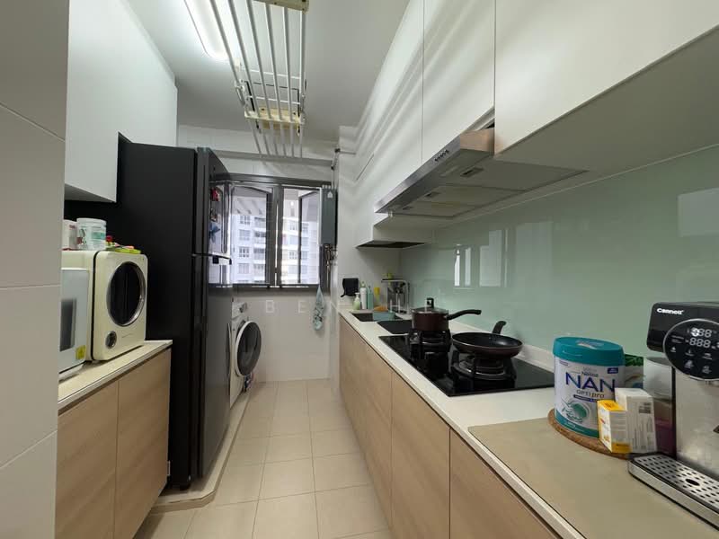 347B Yishun Avenue 11, 347B Yishun Avenue 11, 3 Bedrooms, 990 sqft, HDB Flat For Sale, by BEN HE, 500098619 - Kitchen - PropertyGuru.com.sg