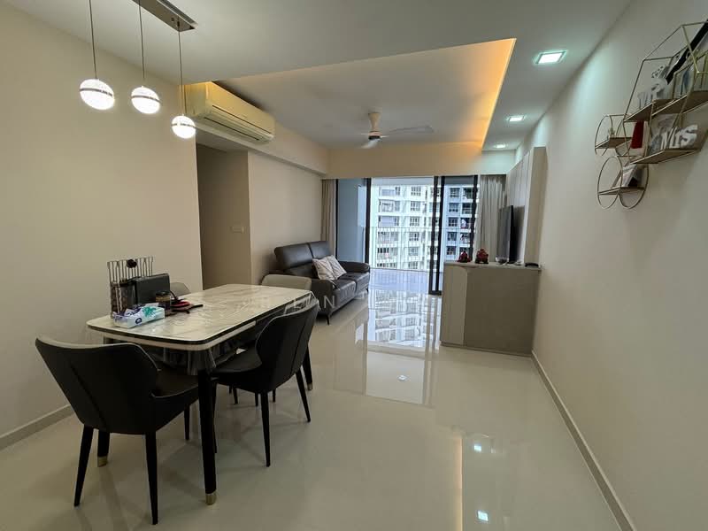 347B Yishun Avenue 11, 347B Yishun Avenue 11, 3 Bedrooms, 990 sqft, HDB Flat For Sale, by BEN HE, 500098619 - Living Room - PropertyGuru.com.sg