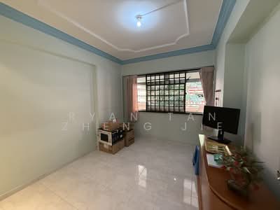 For Sale - 842C Tampines Street 82