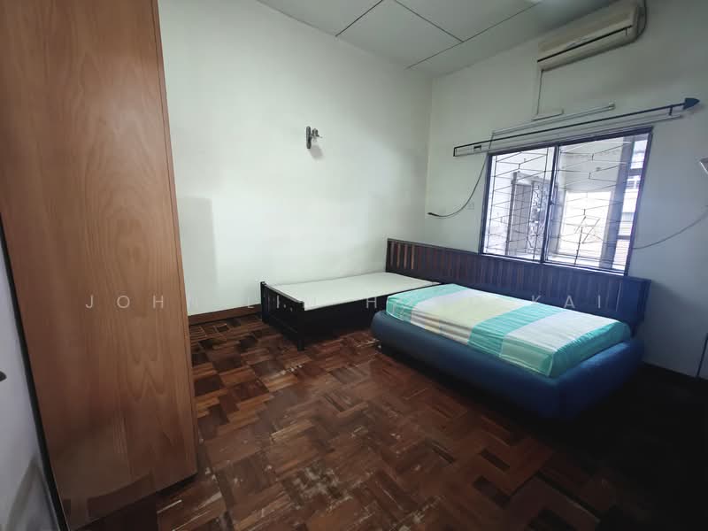 TOH DRIVE, TOH DRIVE, 6 Bedrooms, 3,500 sqft, Detached House For Rent, by John Lim Hong Kai, 500098631 - Bedroom - PropertyGuru.com.sg