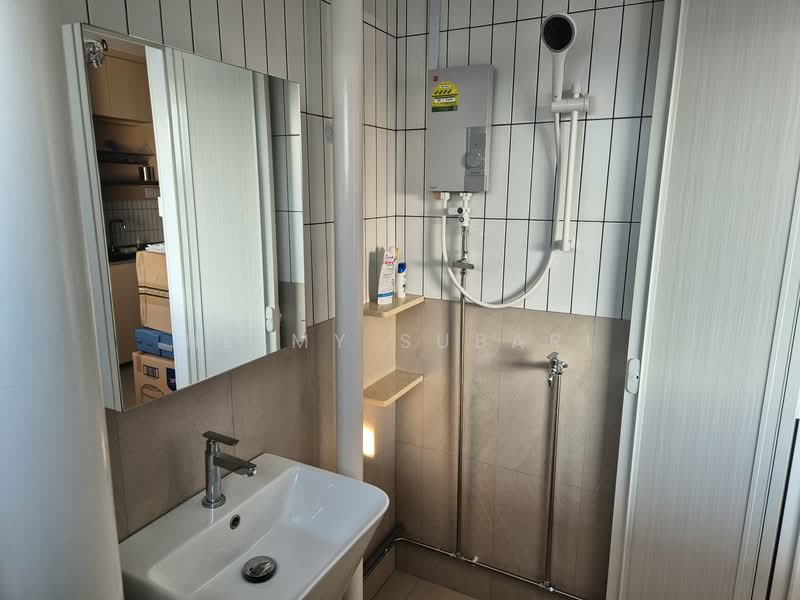 270 Yishun Street 22, 270 Yishun Street 22, Room Rental, 108 sqft, HDB Flat For Rent, by Helmy Subari, 500098649 - Bathroom - PropertyGuru.com.sg