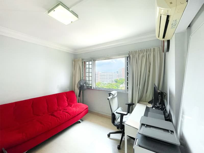 428 Hougang Avenue 6, 428 Hougang Avenue 6, 4 Bedrooms, 1,604 sqft, HDB Flat For Sale, by Alex Deven, 500098650 - Study - PropertyGuru.com.sg