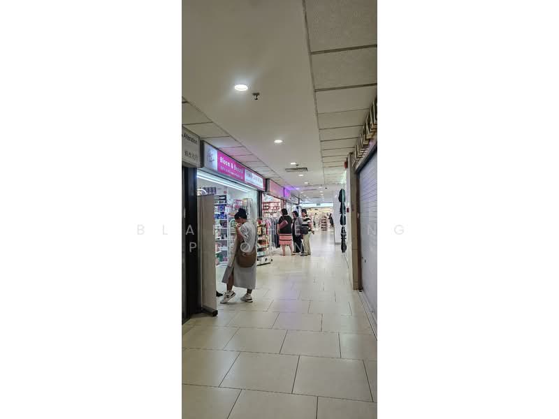 Lucky Plaza, 304 Orchard Road, 237 sqft, Mall Shop For Sale, by Blanche Ong Propnex, 500098655 - CommercialGuru.com.sg