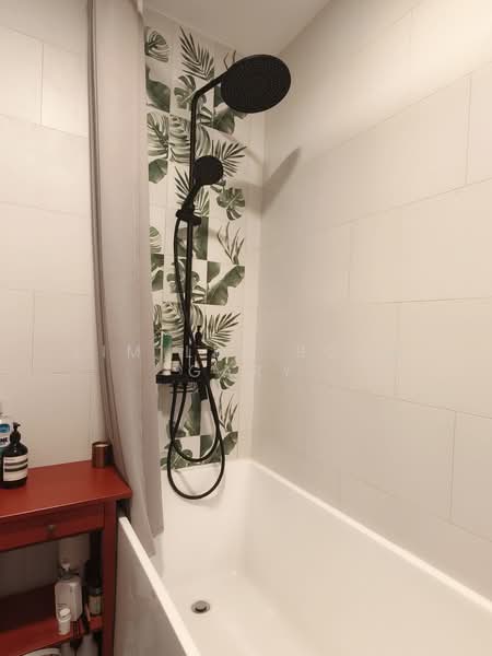 Seraya Ville, 11 Seraya Lane, 3 Bedrooms, 1,432 sqft, Condominium For Rent, by Lim Lek Boon Gary, 500098656 - Bathroom - PropertyGuru.com.sg