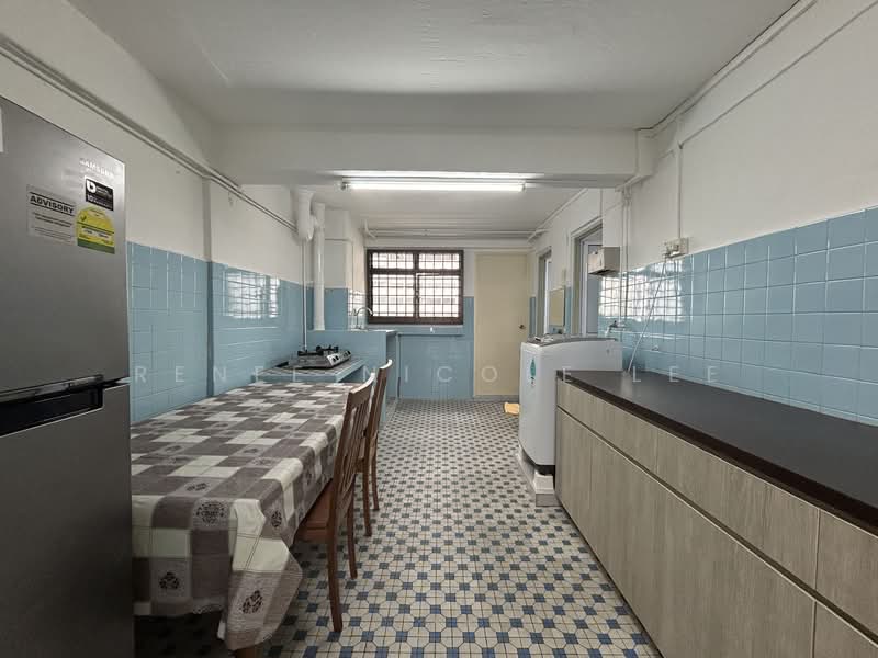20 Telok Blangah Crescent HDB Flat For Sale at S$ 430,000 | PropertyGuru Singapore - Kitchen