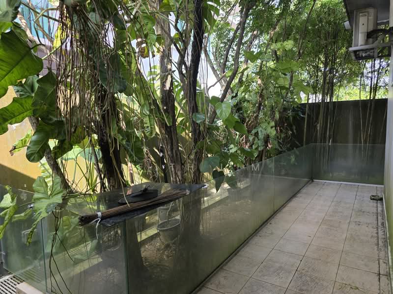 2.5 Storey Corner Terrace near Greenwich V Corner Terrace For Sale at S$ 5,600,000 | PropertyGuru Singapore - Back yard