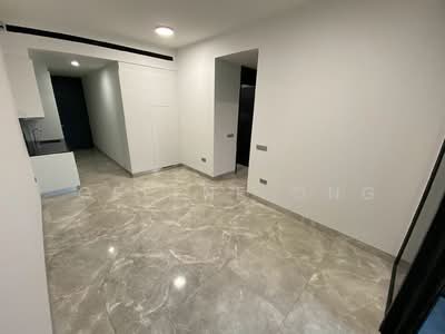 For Sale - Martin Modern