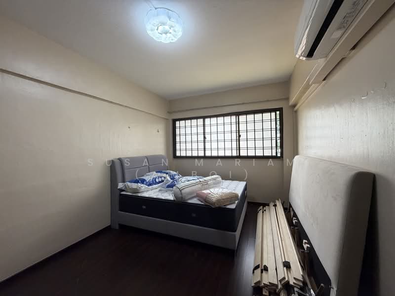 309 Jurong East Street 32, 309 Jurong East Street 32, 3 Bedrooms, 1,420 sqft, HDB Flat For Rent, by Susan Mariam (Amboi), 500098689 - Bedroom - PropertyGuru.com.sg
