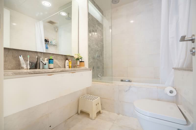 Reflections at Keppel Bay Condominium For Sale at S$ 2,500,000 | PropertyGuru Singapore - Bathroom