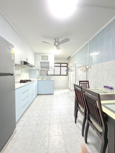 48 Teban Gardens Road, 48 Teban Gardens Road, Room Rental, 120 sqft, HDB Flat For Rent, by Johanna Chow, 500098693 - Kitchen - PropertyGuru.com.sg