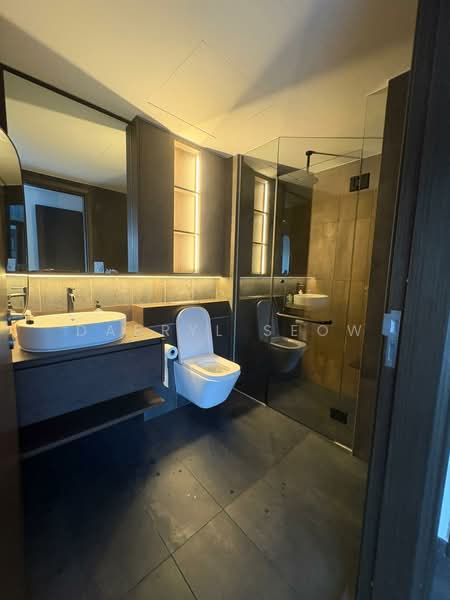 Mori Condominium For Sale at S$ 1,950,000 | PropertyGuru Singapore - Bathroom