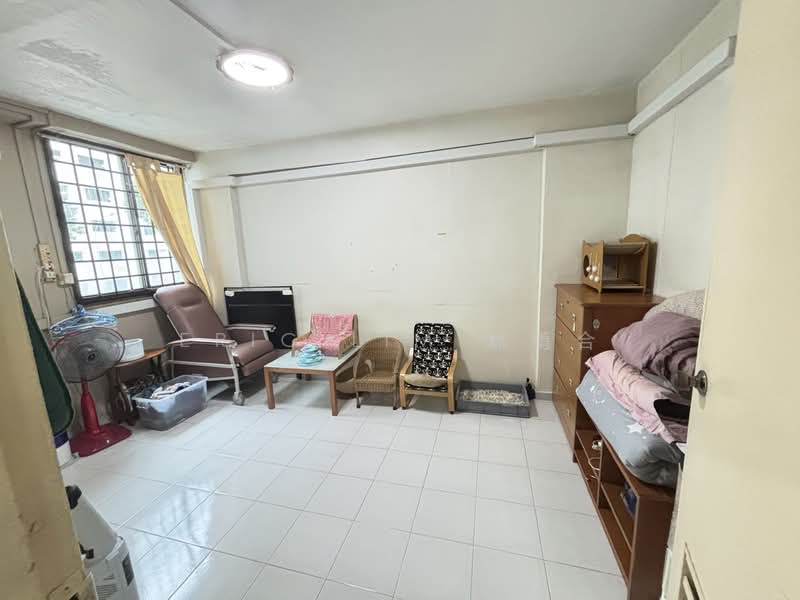 417 Tampines Street 41, 417 Tampines Street 41, 2 Bedrooms, 646 sqft, HDB Flat For Sale, by Eric Lim 林勇合, 500098702 - Living Room - PropertyGuru.com.sg