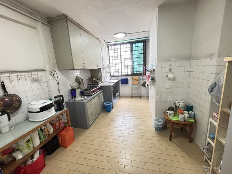 417 Tampines Street 41, 417 Tampines Street 41, 2 Bedrooms, 646 sqft, HDB Flat For Sale, by Eric Lim 林勇合, 500098702 - Kitchen - PropertyGuru.com.sg