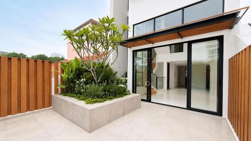 ⭐️⭐️LANDED7772 @ BRAND NEW TERRACE AT LUCKY HEIGHTS, Lucky View, Lucky Crescent, Sennett Road, Bedok / Upper East Coast, 6 Bedrooms, 4,972 sqft, Terraced House For Sale, by Alvin Oh, 500098709 - Exterior - PropertyGuru.com.sg