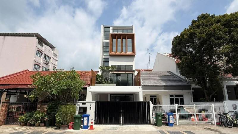 ⭐️⭐️LANDED7772 @ BRAND NEW TERRACE AT LUCKY HEIGHTS, Lucky View, Lucky Crescent, Sennett Road, Bedok / Upper East Coast, 6 Bedrooms, 4,972 sqft, Terraced House For Sale, by Alvin Oh, 500098709 - Exterior - PropertyGuru.com.sg