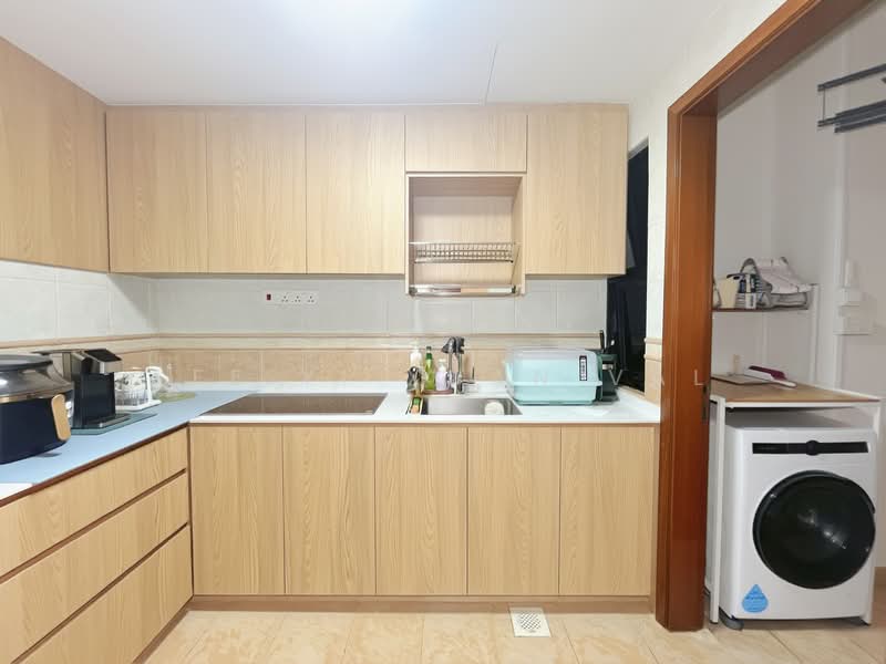 Eastpoint Green, 1 Simei Street 3, Room Rental, 100 sqft, Condominium For Rent, by Lee Yi Xuan Val, 500098732 - Kitchen - PropertyGuru.com.sg