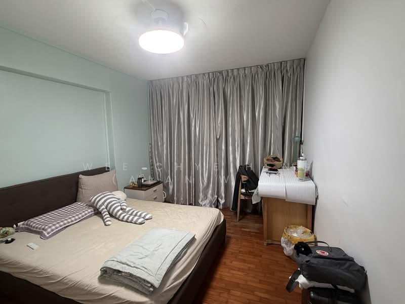 414 Commonwealth Avenue West HDB Flat For Sale at S$ 837,888 | PropertyGuru Singapore - Bedroom