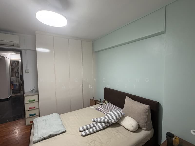 414 Commonwealth Avenue West HDB Flat For Sale at S$ 837,888 | PropertyGuru Singapore - Bedroom