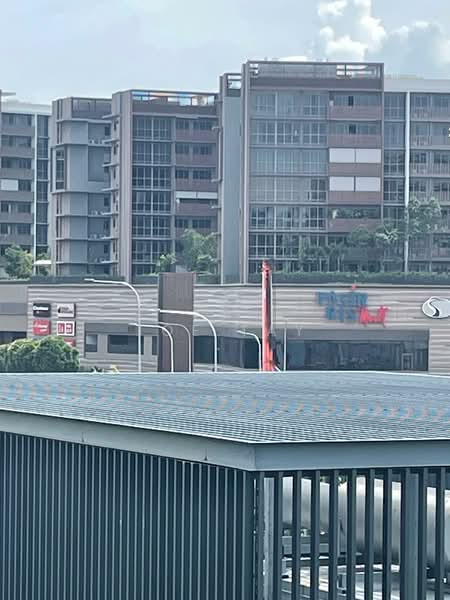 Coco Palms Condominium For Sale at S$ 1,288,000 | PropertyGuru Singapore - Exterior