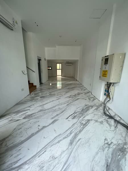 ⭐️⭐️LANDED7772@ Brand New Luxurious City Fringe Freehold Terraced House For Sale at S$ 7,500,000 | PropertyGuru Singapore - Interior