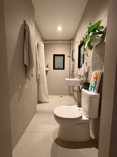 ⭐⭐125C KITCHENER ROAD, ★ 4-5 MINS TO FARRER PARK MRT ★, , Room Rental, 365 sqft, HDB Flat For Rent, by Able S.K Toh, 500098778 - Bathroom - PropertyGuru.com.sg
