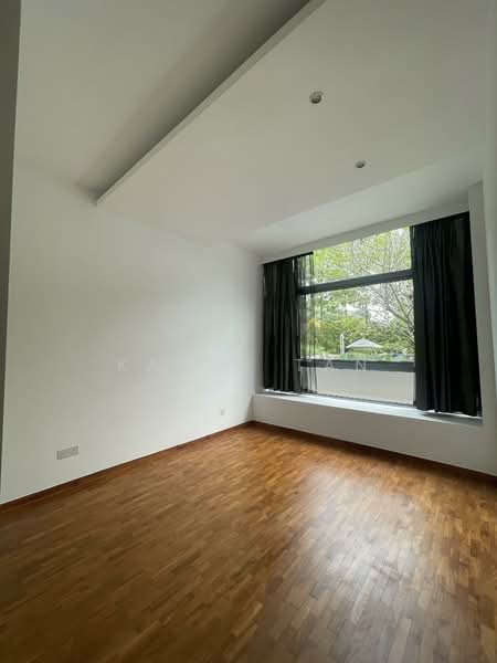 Viz at Holland, 221 Queensway, 2 Bedrooms, 1,130 sqft, Condominium For Rent, by Karen Tan, 500098779 - Master room - PropertyGuru.com.sg