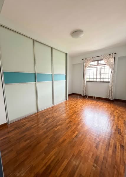 302D Anchorvale Link HDB Flat For Sale at S$ 868,000 | PropertyGuru Singapore - Bedroom
