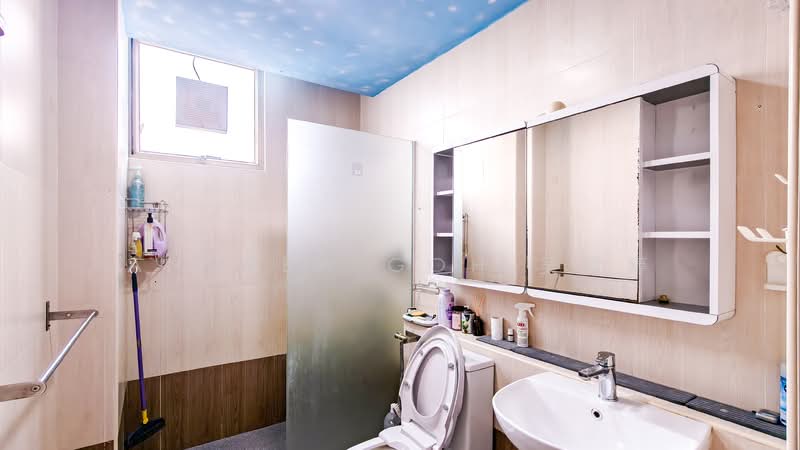 Astoria Park, 34 Lorong Mydin, 3 Bedrooms, 1,313 sqft, Condominium For Rent, by Andrea Goh 吴雪婷, 500098782 - Bathroom - PropertyGuru.com.sg