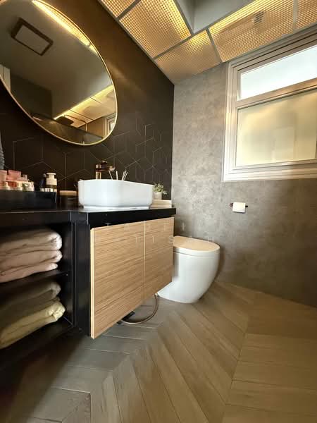 618B Tampines Street 61 HDB Flat For Sale at S$ 750,000 | PropertyGuru Singapore - Bathroom