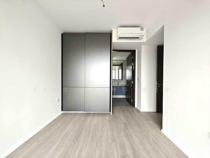 AMO Residence Condominium For Sale at S$ 1,850,000 | PropertyGuru Singapore - Master Room