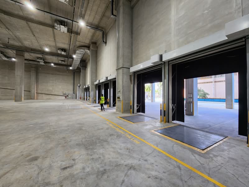 Ramp Up | 9M - 12M Ceiling | Dedicated Loading Bays, 15K / 25K / 36K / 50K / 85k / 98k / 118K / 150K, 30,000 sqft, Factory / Workshop (B2) For Rent, by Wayne Chew, 500098791 - Interior - CommercialGuru.com.sg