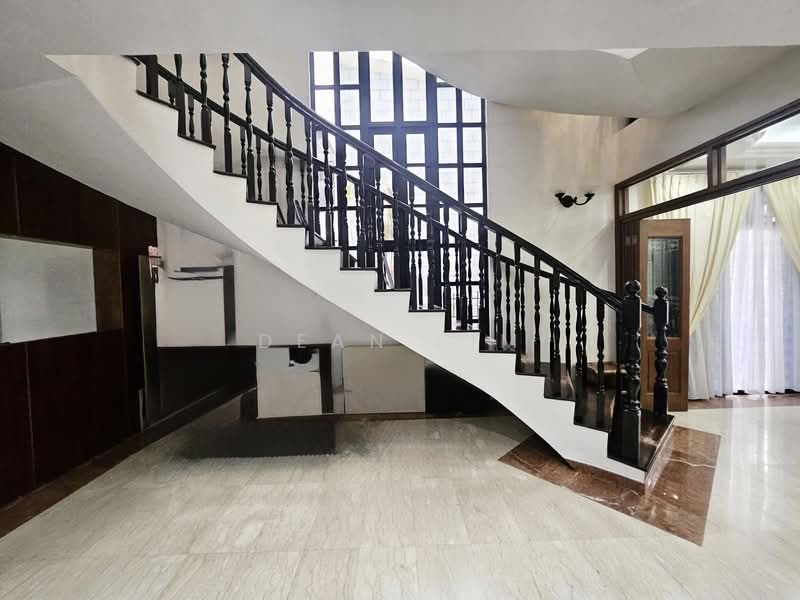 ⭐️⭐️ LANDED7772@ 2 Storey with attic Detached near MRT. 8.6.8.7.7.7.7.2 Detached House For Sale at S$ 8,200,000 | PropertyGuru Singapore - Interior