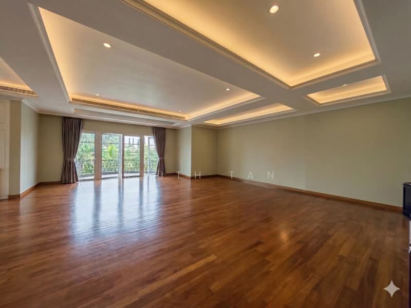 Tanglin Hill Private Estate, , 7 Bedrooms, 15,000 sqft, Good Class Bungalow For Rent, by Keith Tan, 500098796 - Living Room - PropertyGuru.com.sg
