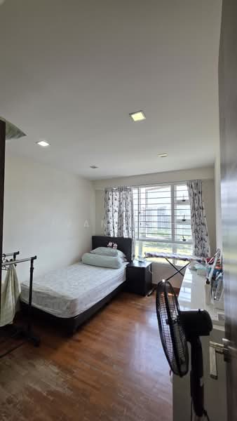 617B Punggol Drive HDB Flat For Sale at S$ 978,000 | PropertyGuru Singapore - Bedroom