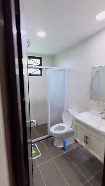 The Anchorage, 370A Alexandra Road, Room Rental, 300 sqft, Condominium For Rent, by Alan Huy, 500098809 - Bathroom - PropertyGuru.com.sg