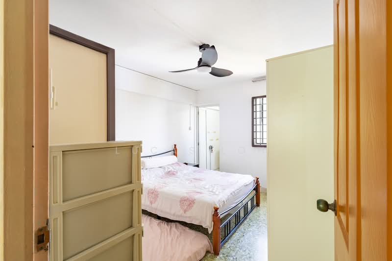 101 Woodlands Street 13, 101 Woodlands Street 13, 3 Bedrooms, 980 sqft, HDB Flat For Sale, by Lucas Loh, 500098818 - Bedroom - PropertyGuru.com.sg