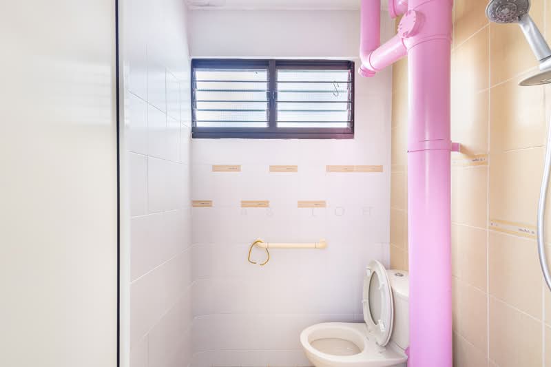 101 Woodlands Street 13, 101 Woodlands Street 13, 3 Bedrooms, 980 sqft, HDB Flat For Sale, by Lucas Loh, 500098818 - Bathroom - PropertyGuru.com.sg